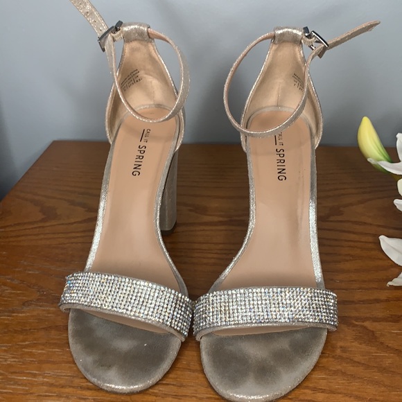 ❌SOLD❌ Call It Spring Heels - Picture 4 of 4